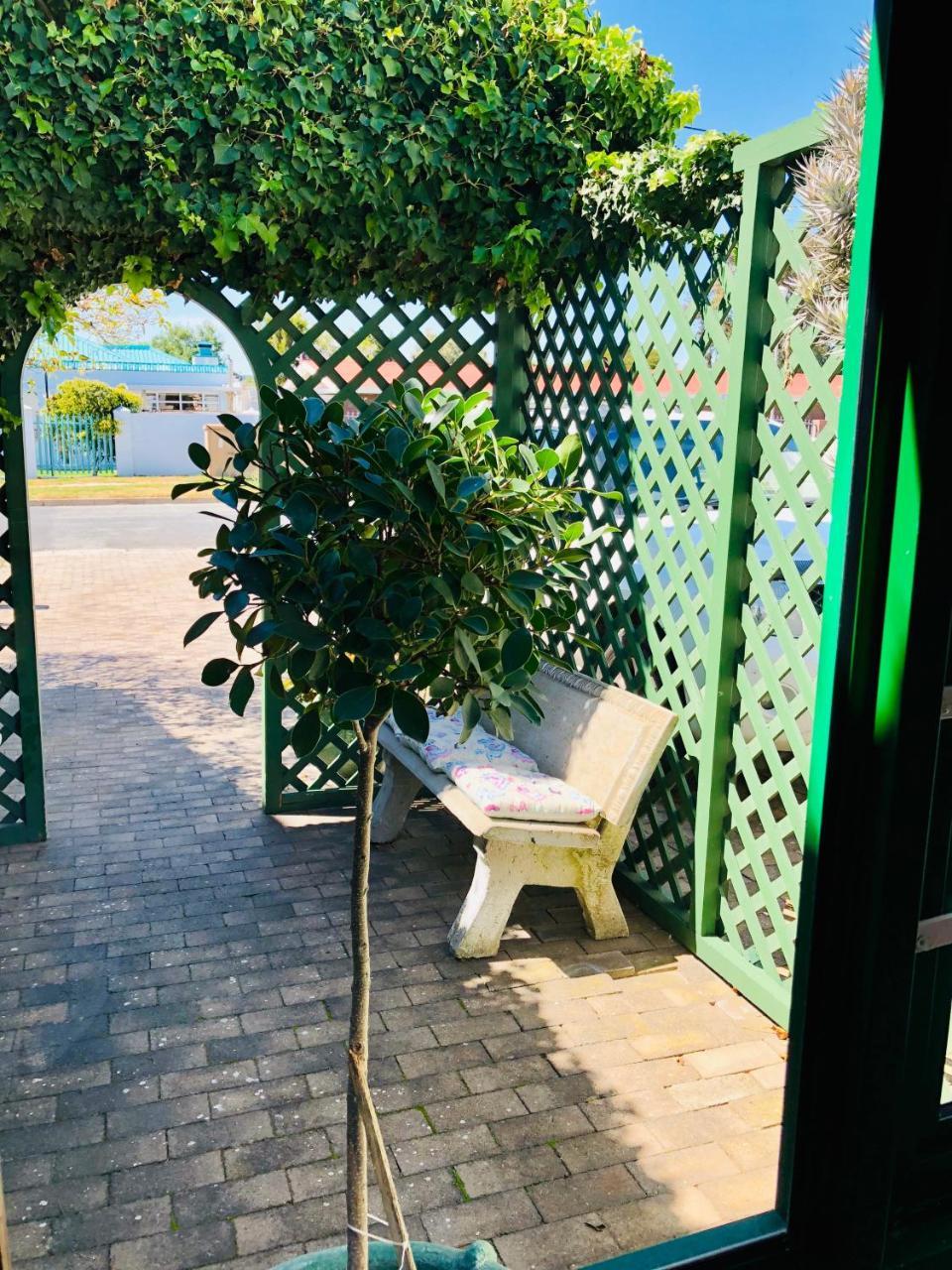 Sandra'S Guest House لانجيبان المظهر الخارجي الصورة